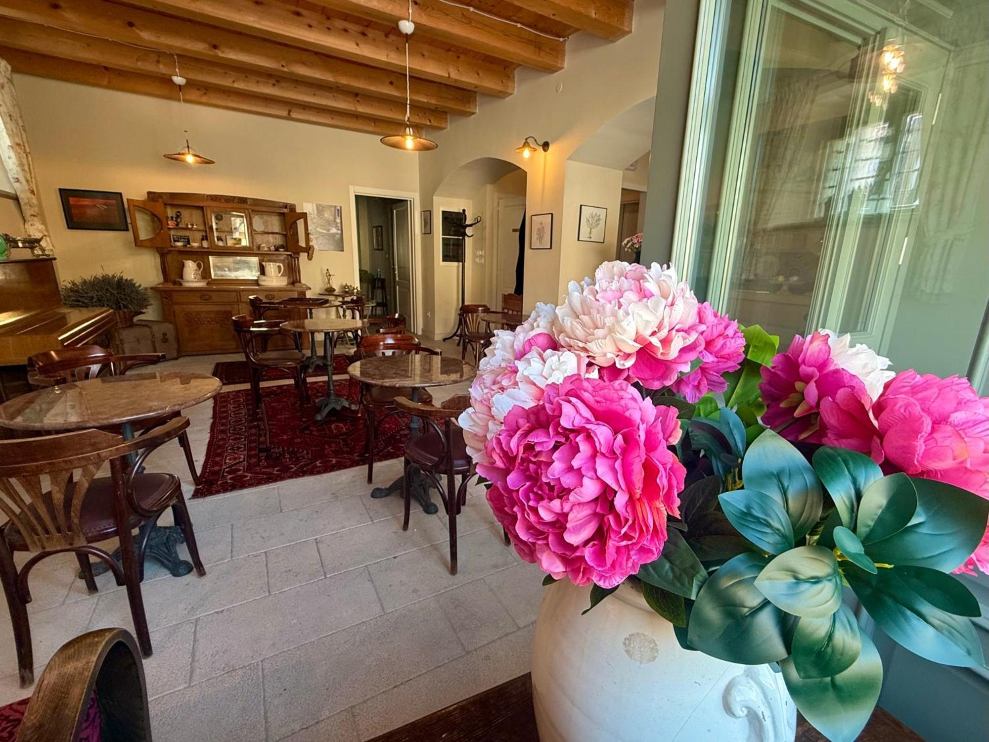 Greif Boutique Juna Aurisina Εξωτερικό φωτογραφία